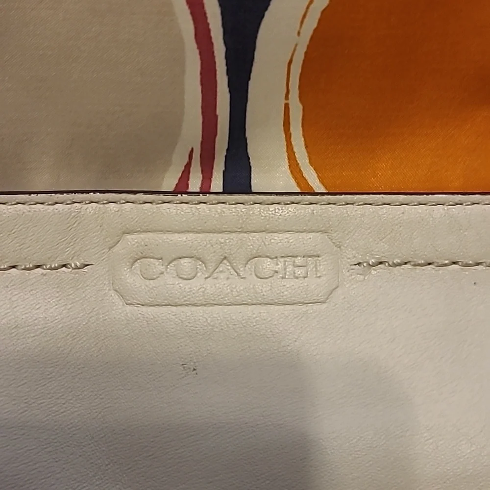 Coach reposhing this